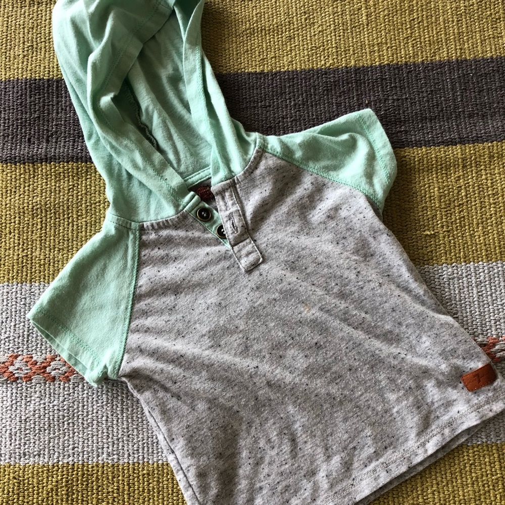 Hooded t shirt by 7 for all mankind